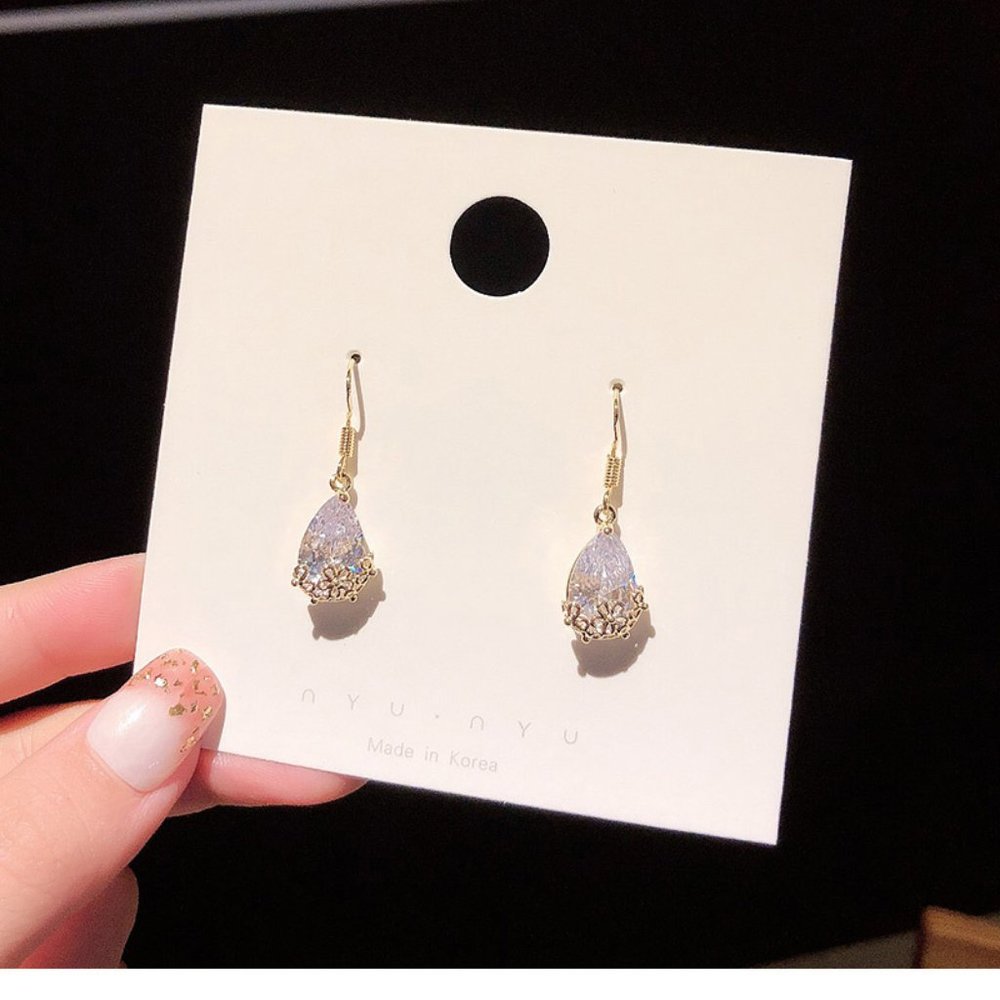 Last Pair💕Tear Crystal Egg Drop Golden Floral Earrings - Picture 7 of 11